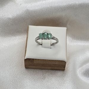 Sterling Silver 925 Tri Emerald Oval Cut Gemstones Ring